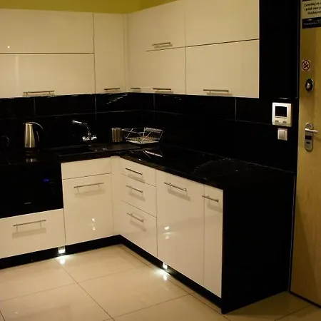 Apart 13 Apartment *